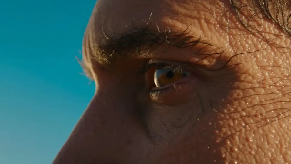 Extreme Close-Up: A single feature fills the frame.
